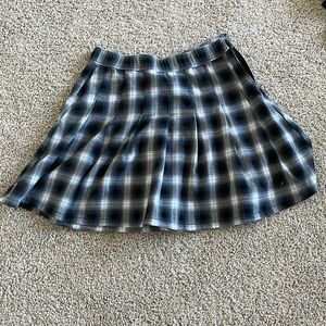 Plaid mini skirt, used